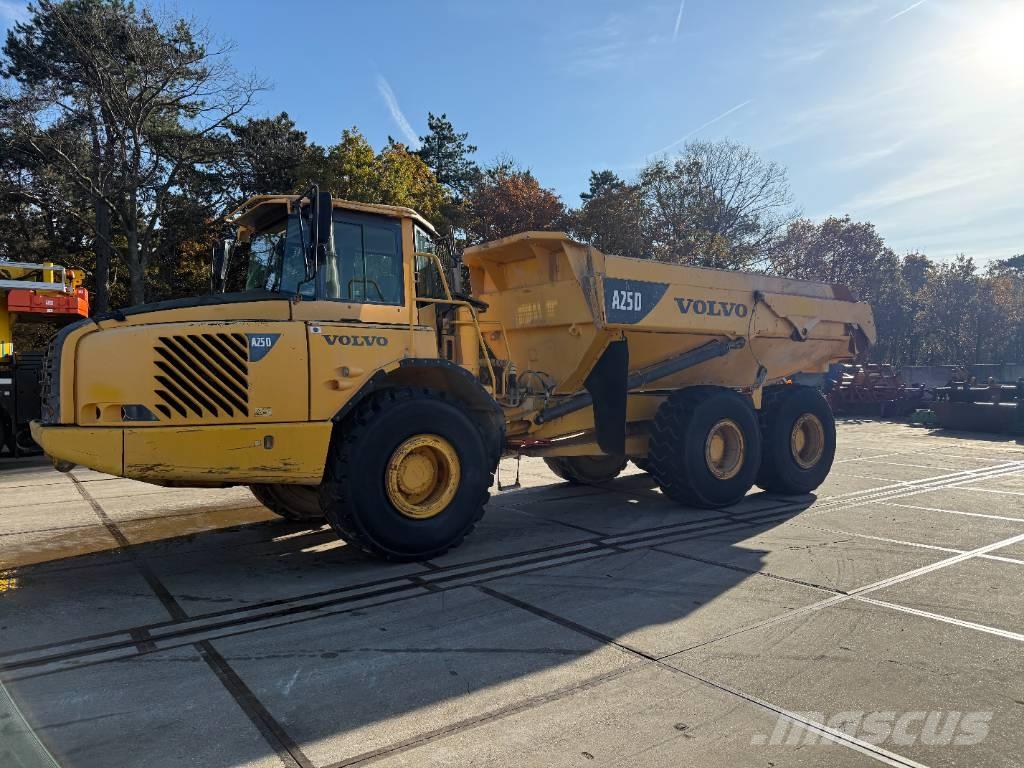 Volvo A 25 D Dumpperit