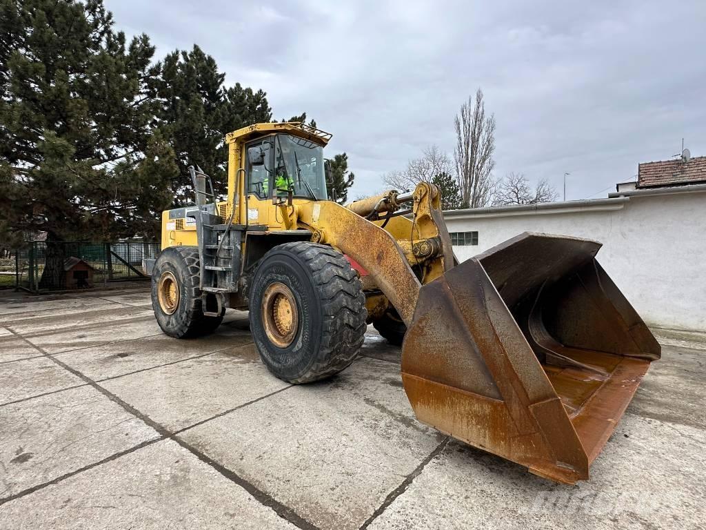 Komatsu WA500-3 Pyöräkuormaajat