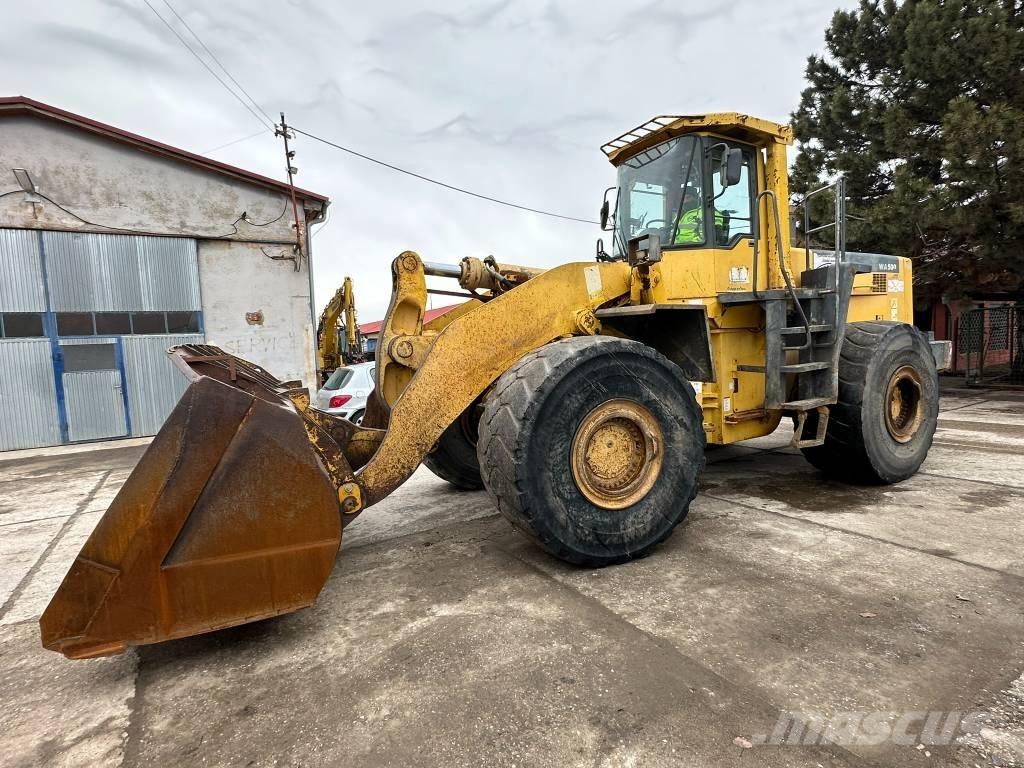 Komatsu WA500-3 Pyöräkuormaajat