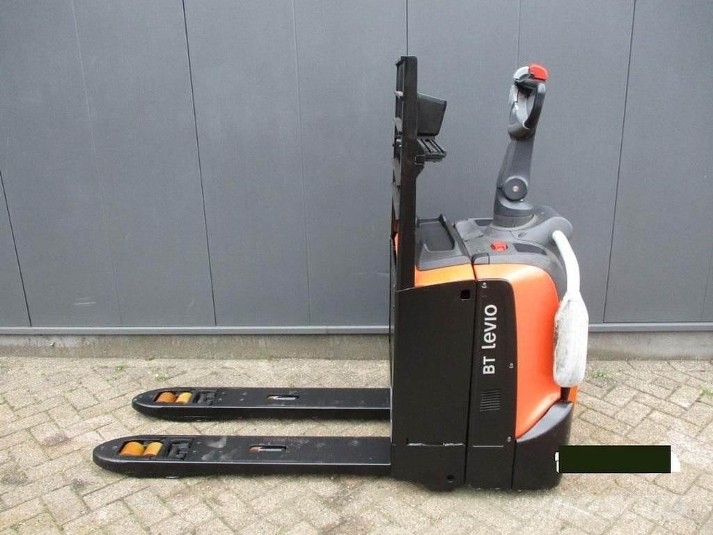 Toyota LPE 200 Lavansiirtotrukit ajotasolla