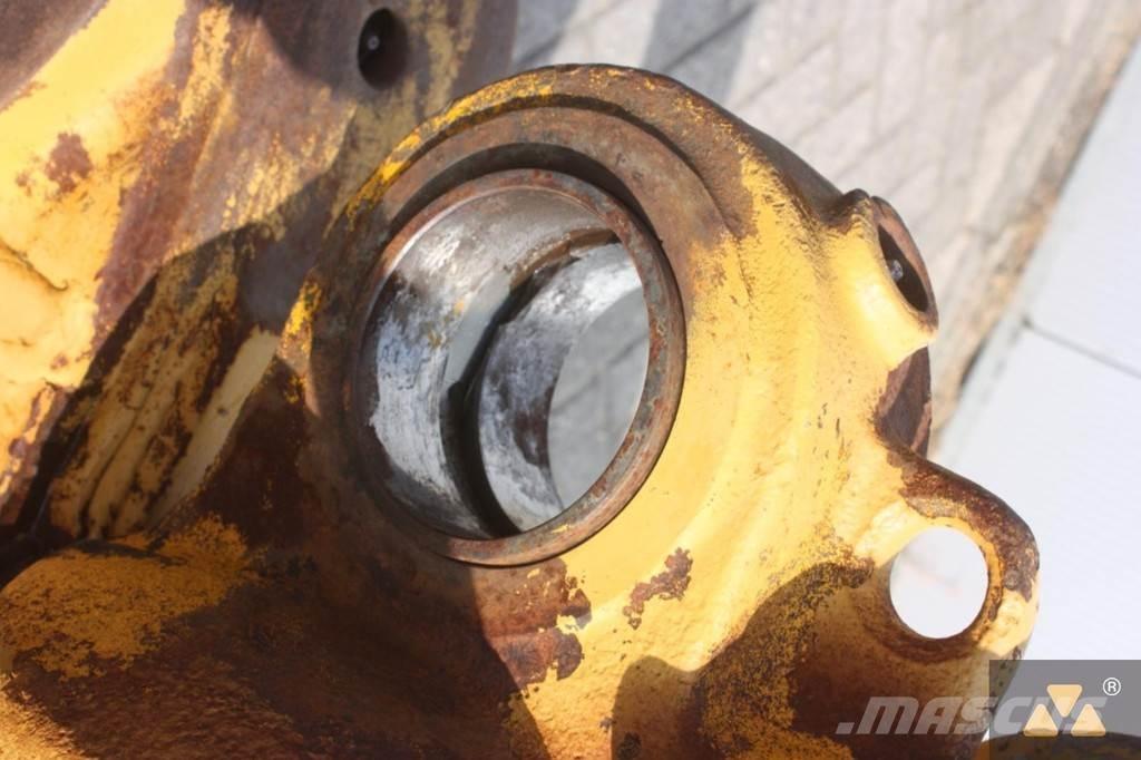 CAT D9H Ripper Muut