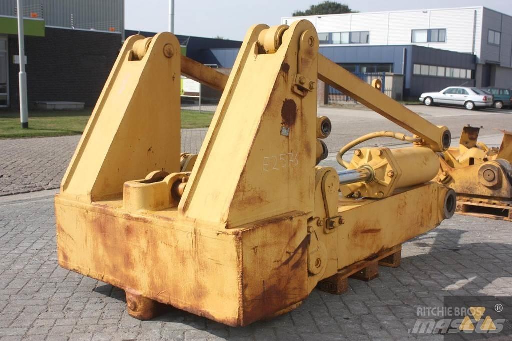 CAT D9H Ripper Muut