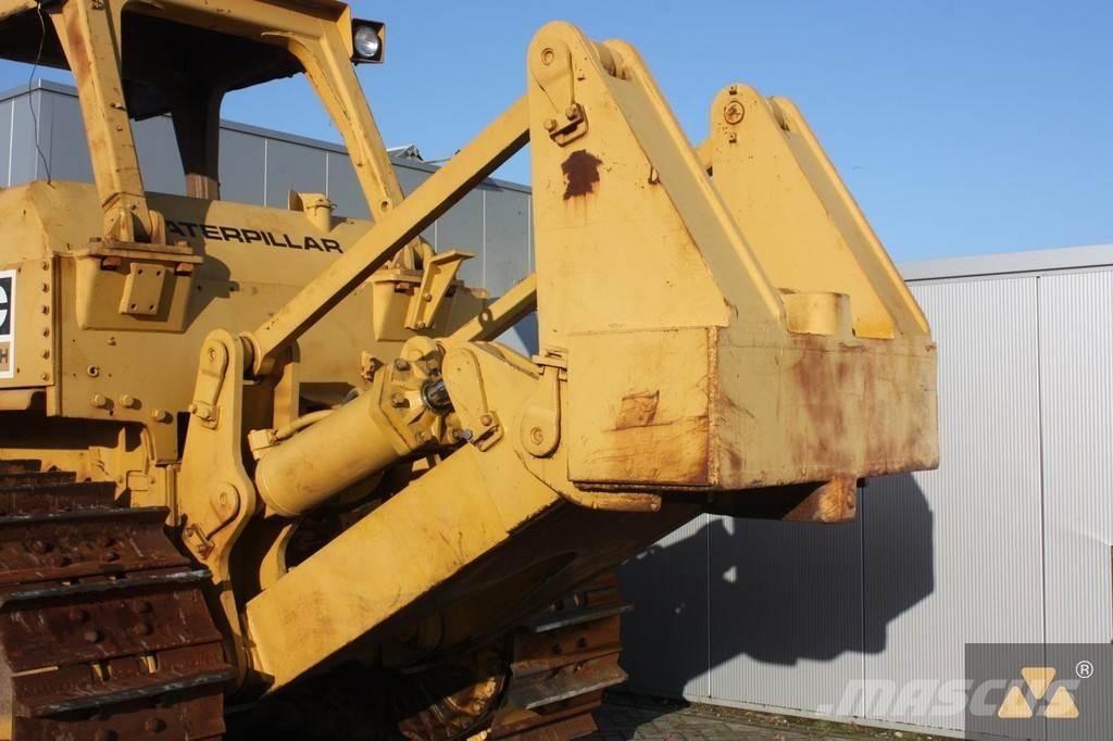 CAT D9H Ripper Muut