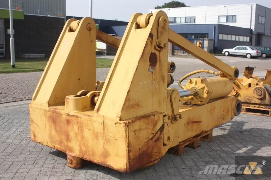 CAT D9H Ripper Muut