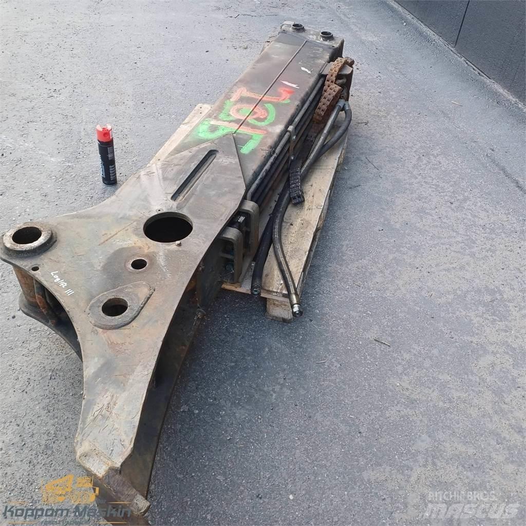 Loglift 111 Kuormatraktorinosturit