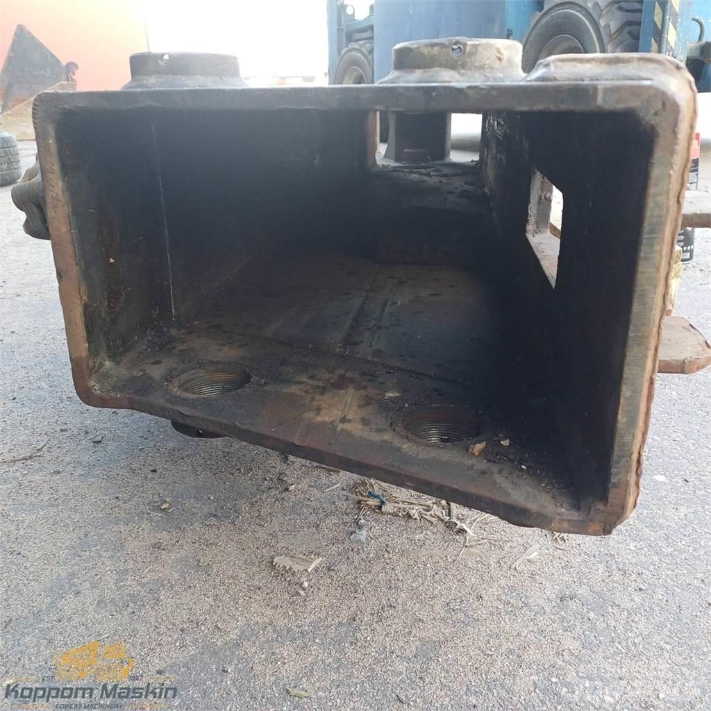 Loglift 111 Kuormatraktorinosturit