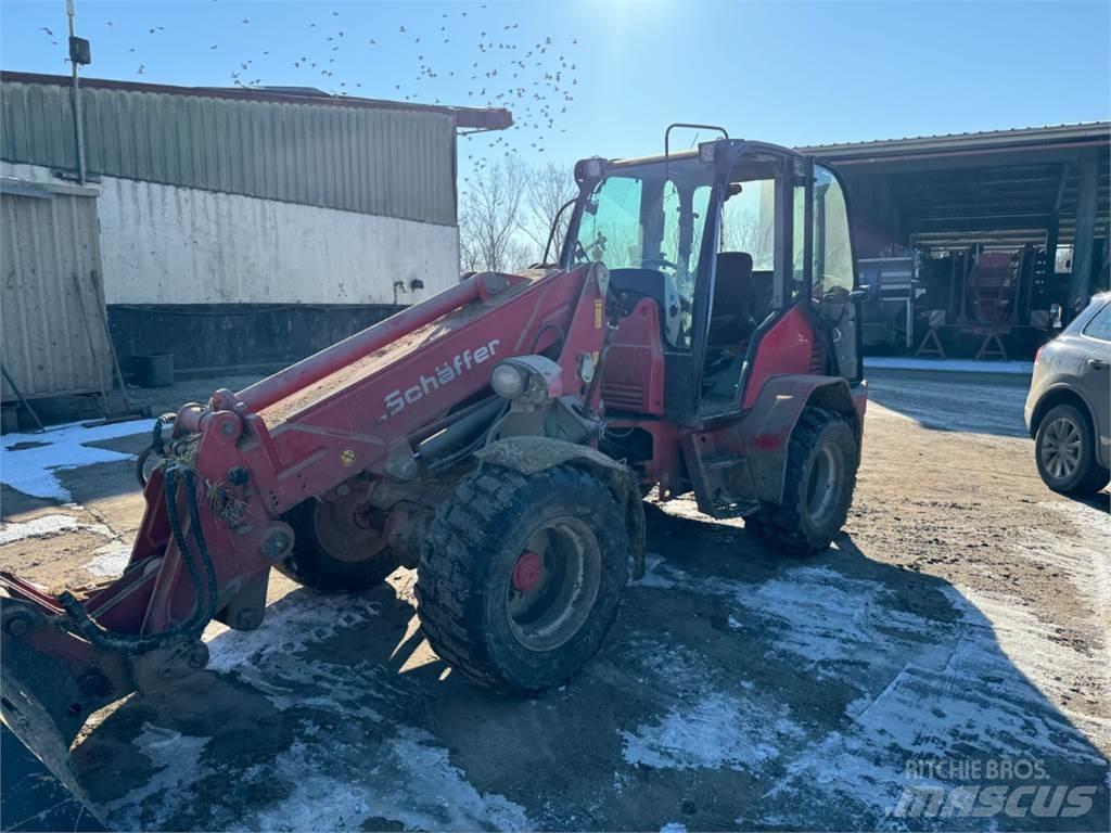 Schäffer 6370 T Liukuohjatut kuormaajat