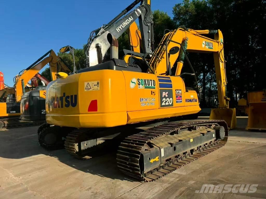 Komatsu PC 220-8 Midikaivukoneet 7t - 12t