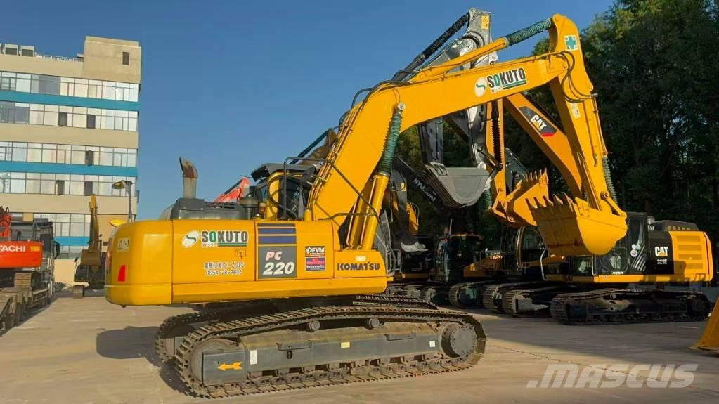 Komatsu PC 220-8 Midikaivukoneet 7t - 12t