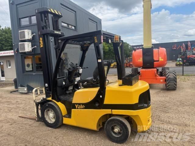 Yale GDP 35 VX Dieseltrukit