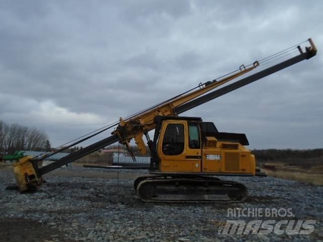 John Deere 200 LC Karsintakoneet