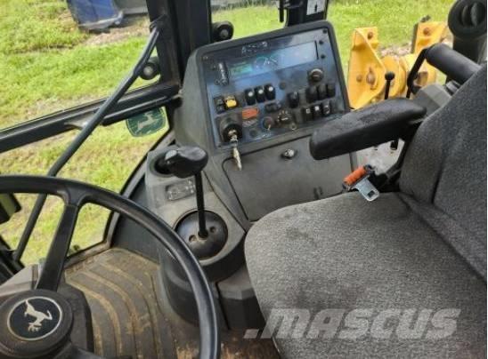 DEERE 310L EP Kaivurikuormaajat