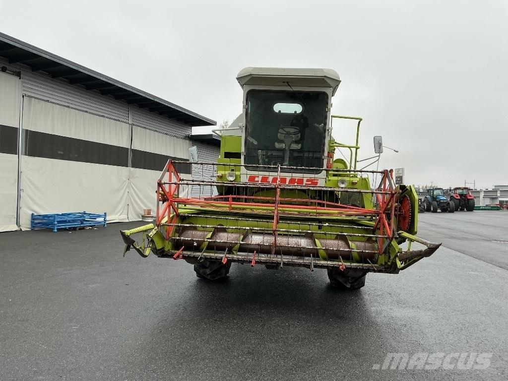 CLAAS 48 Leikkuupuimurit