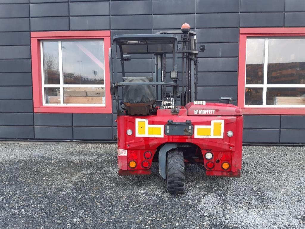 Moffett M5 25.3 Muut haarukkatrukit