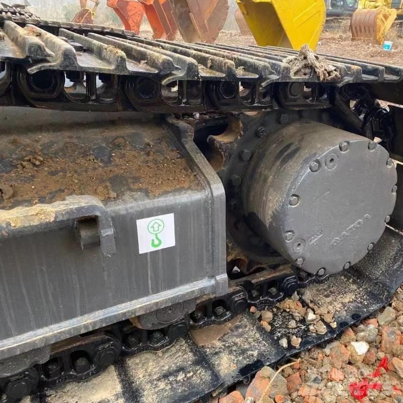 Volvo EC 240 Telakaivukoneet