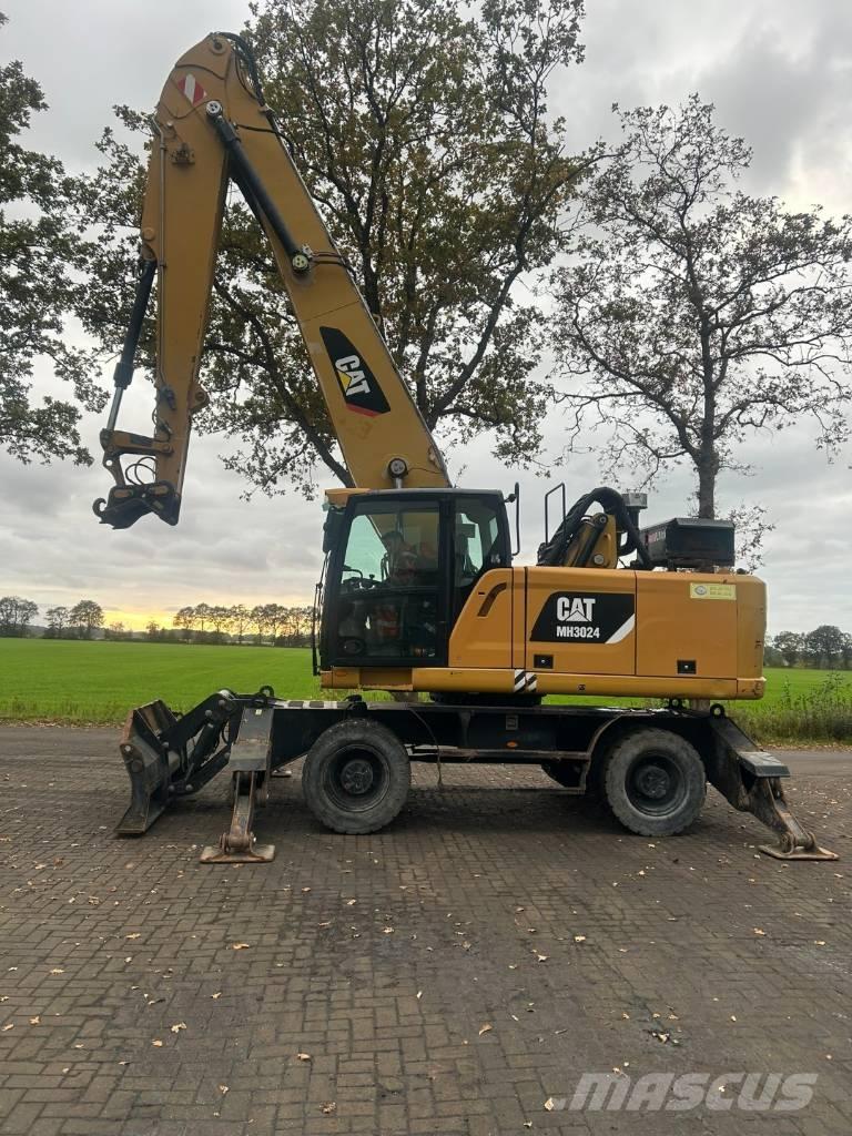 CAT MH 3024 Jätteenkäsittelijät