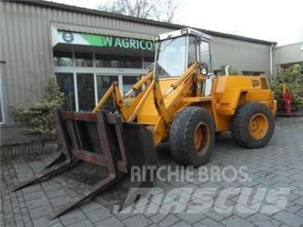 JCB 420 Pyöräkuormaajat