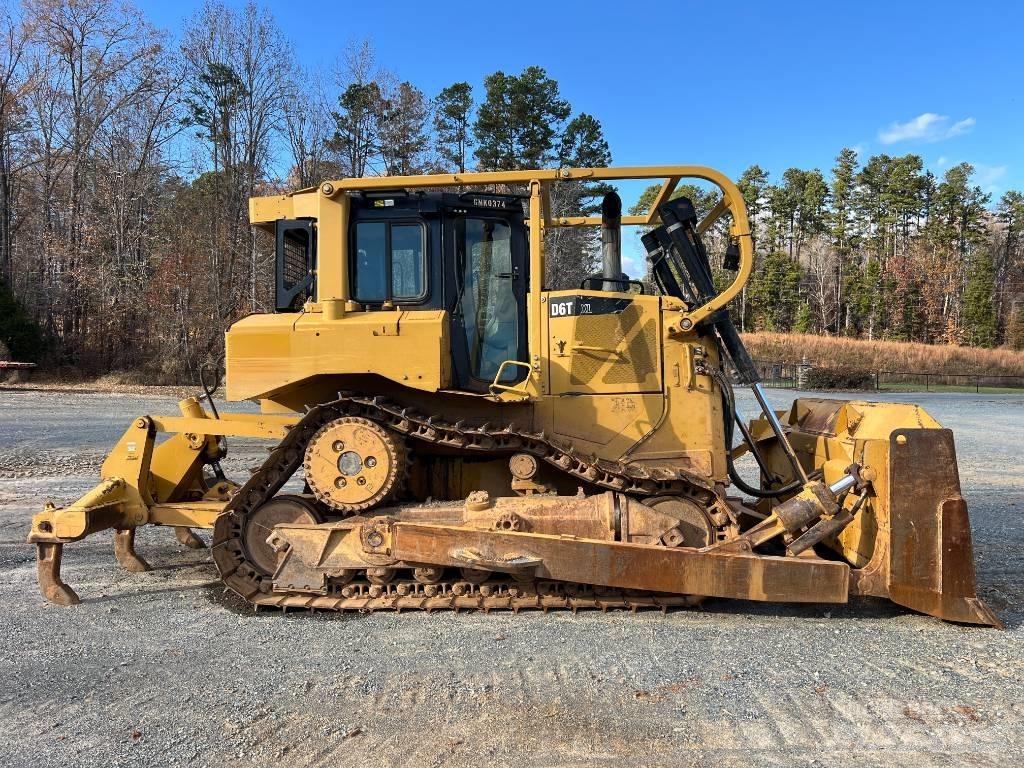 CAT D 6 T XL Telaketjupuskutraktorit