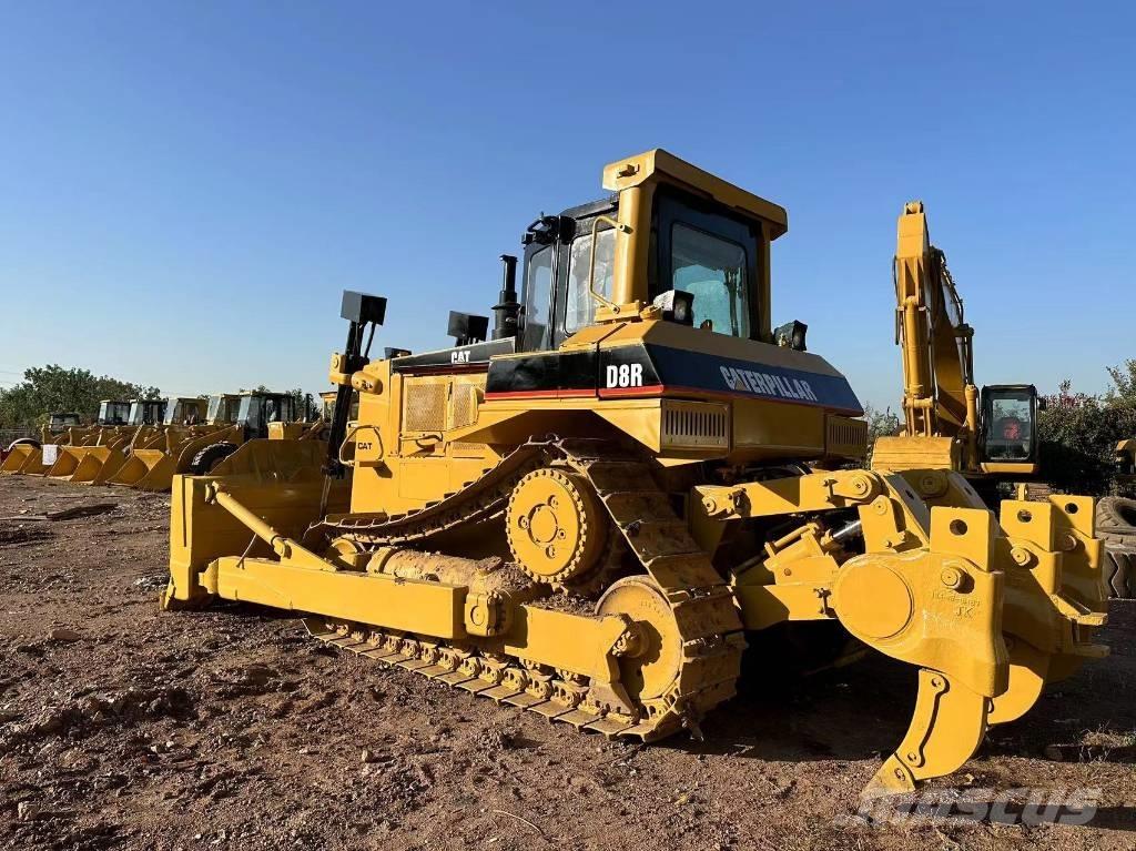 CAT D 8 R Telaketjupuskutraktorit