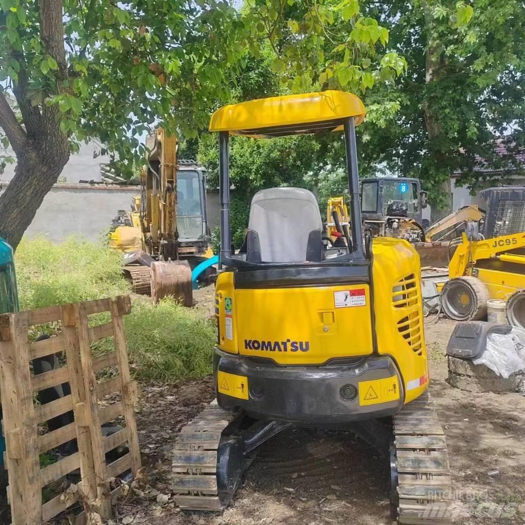 Komatsu PC20MR-3 Minikaivukoneet < 7t