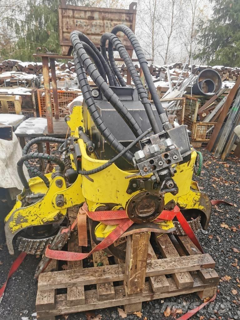 John Deere H 415 Hakkuupäät