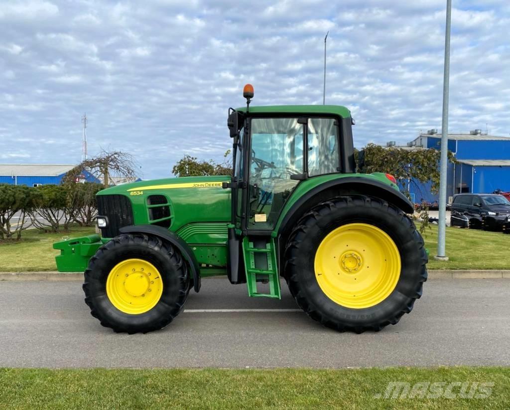 John Deere 6534 Traktorit
