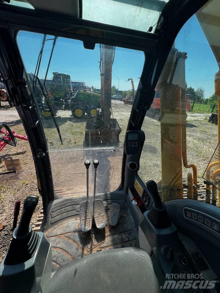 JCB JS 220 Telakaivukoneet