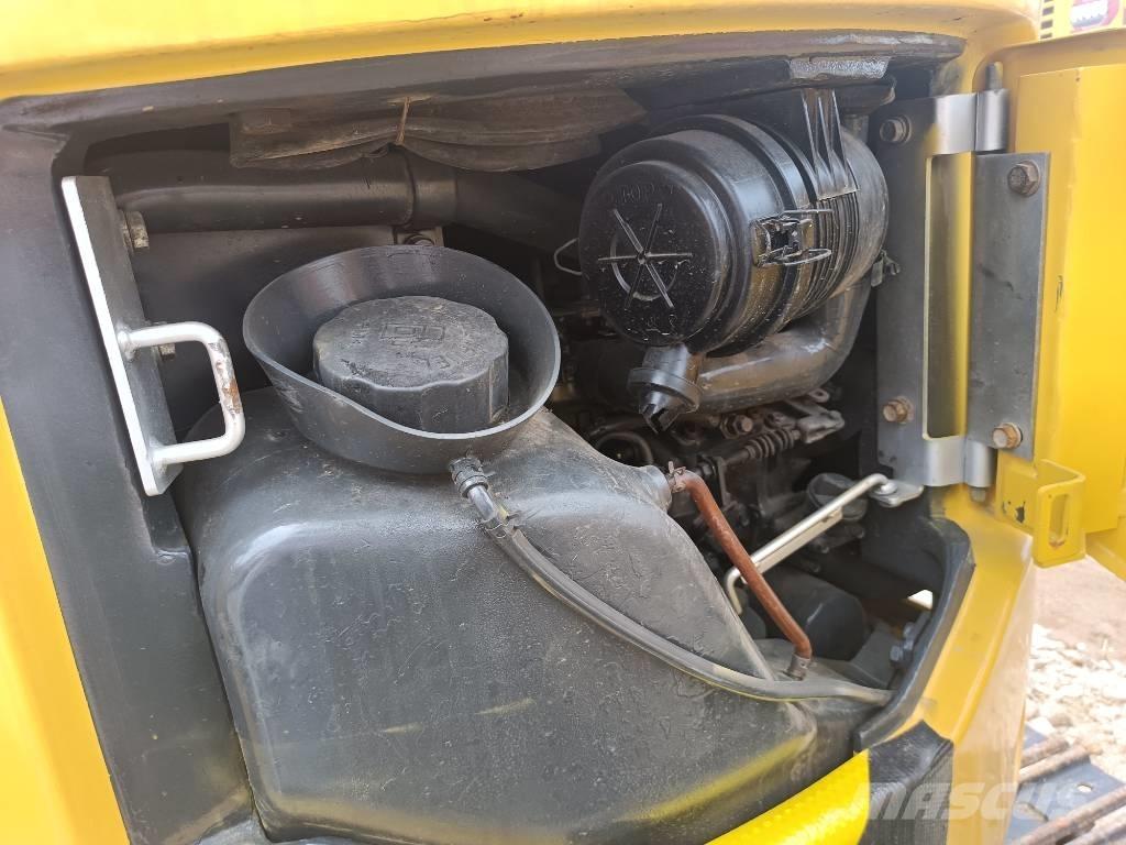 Komatsu PC 18 Telakaivukoneet