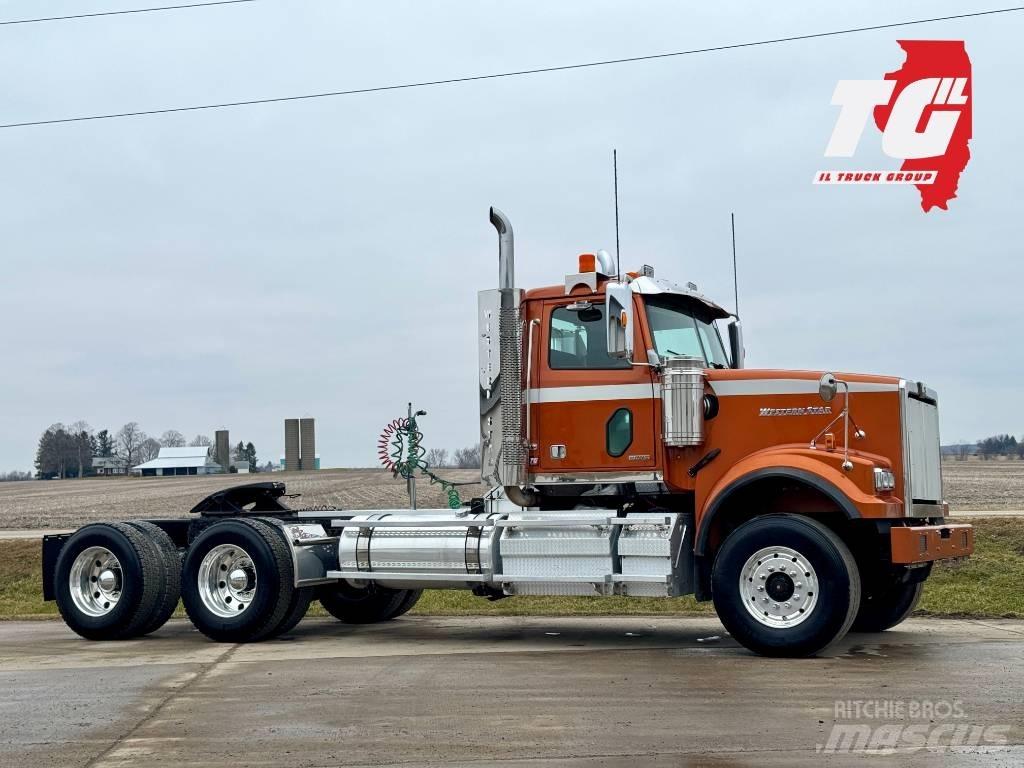 Western Star 4900 Vetopöytäautot