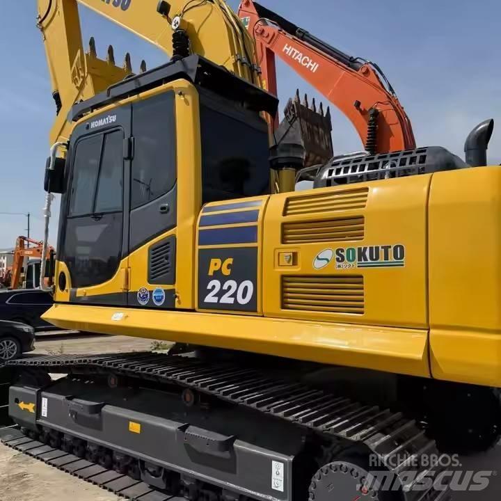 Komatsu PC220-8 Telakaivukoneet