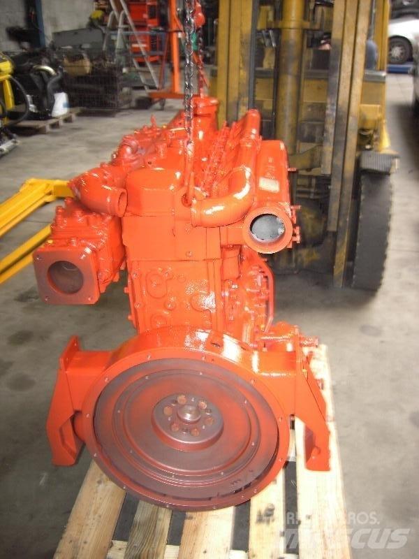 DAF 825 MARINE Moottorit