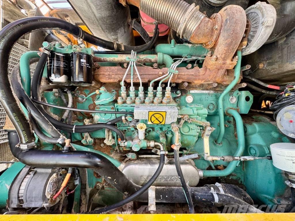 Volvo L 120 D Pyöräkuormaajat