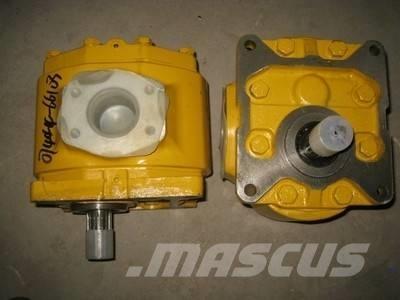 Komatsu D85A-18 pump Hydrauliikka