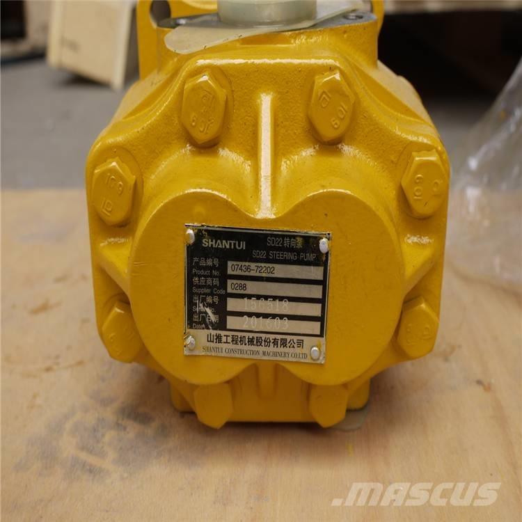 Komatsu D85A-18 pump Hydrauliikka