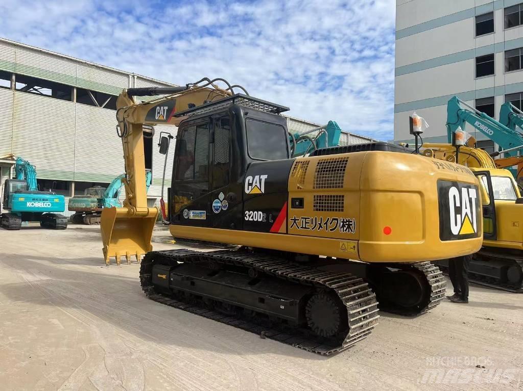 CAT 320 D Telakaivukoneet