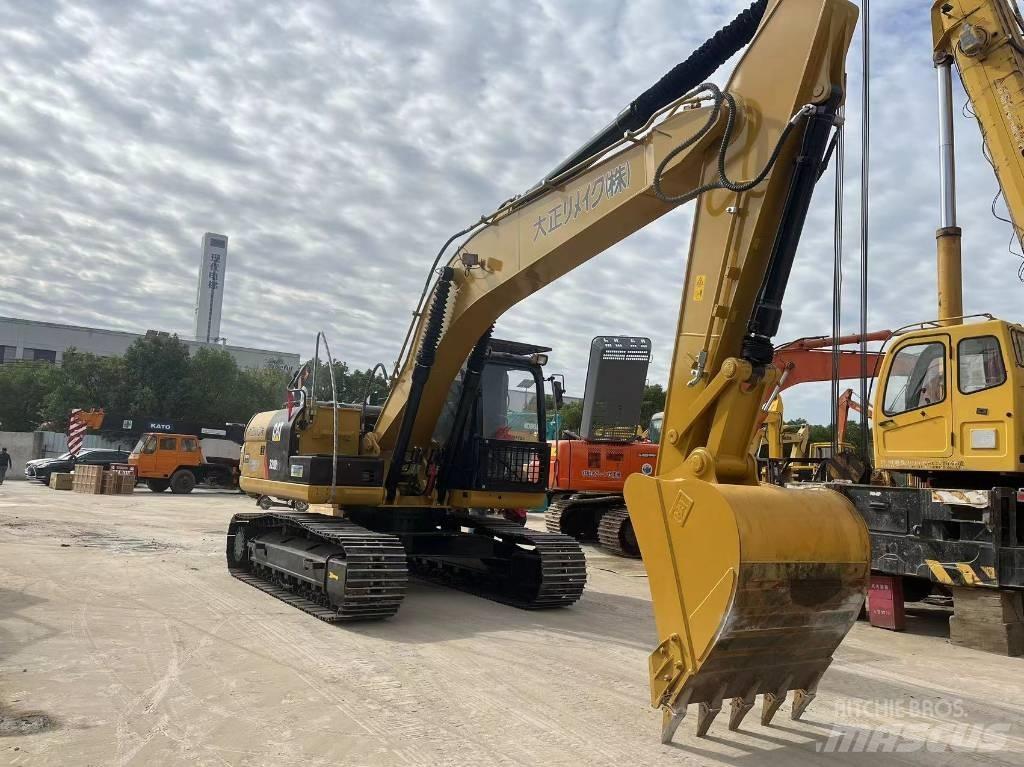 CAT 320 D Telakaivukoneet