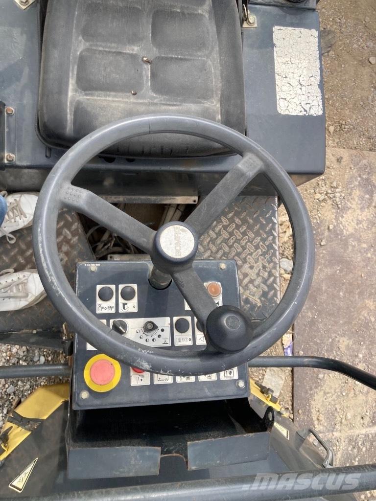 Bomag BW 100 AD-3 Tandemjyrät