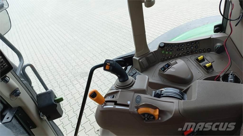 John Deere 6120M Traktorit