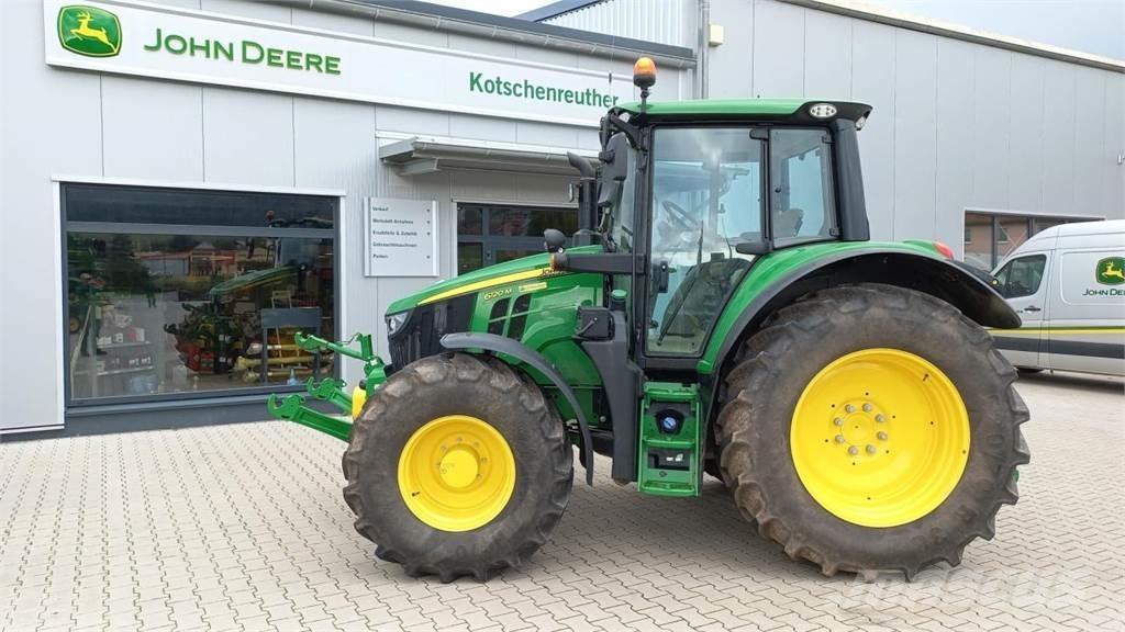 John Deere 6120M Traktorit