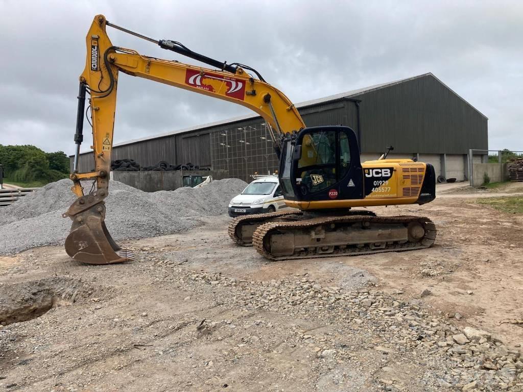JCB JS 220 LC Telakaivukoneet