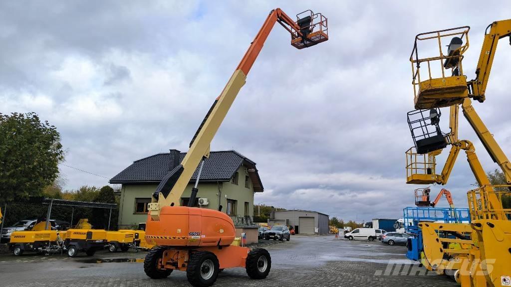 JLG 660 SJ Teleskooppipuominostimet