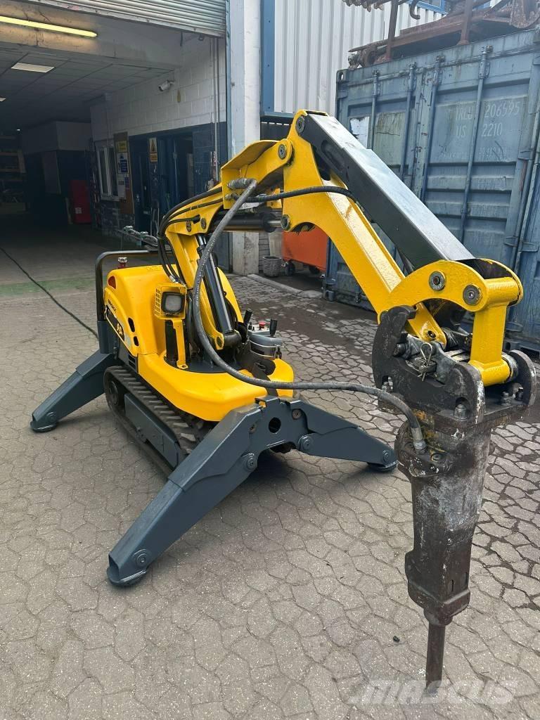 Brokk 90 Minikaivukoneet < 7t