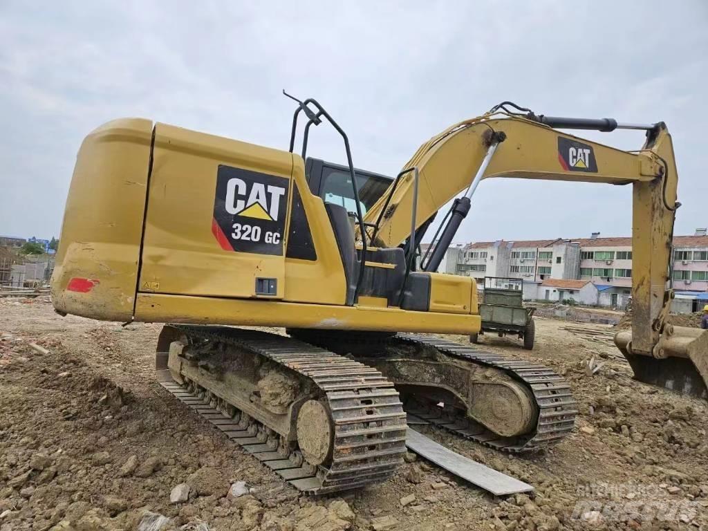 CAT 320 GC Midikaivukoneet 7t - 12t