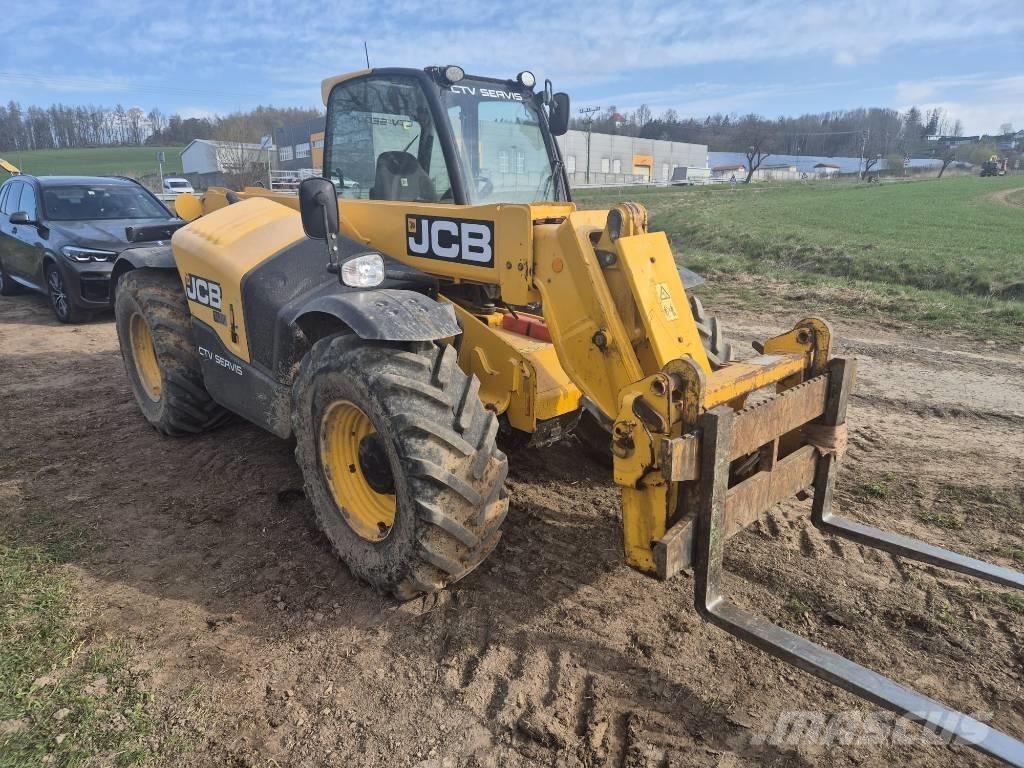 JCB 531-70 Agri Maatalouskurottajat