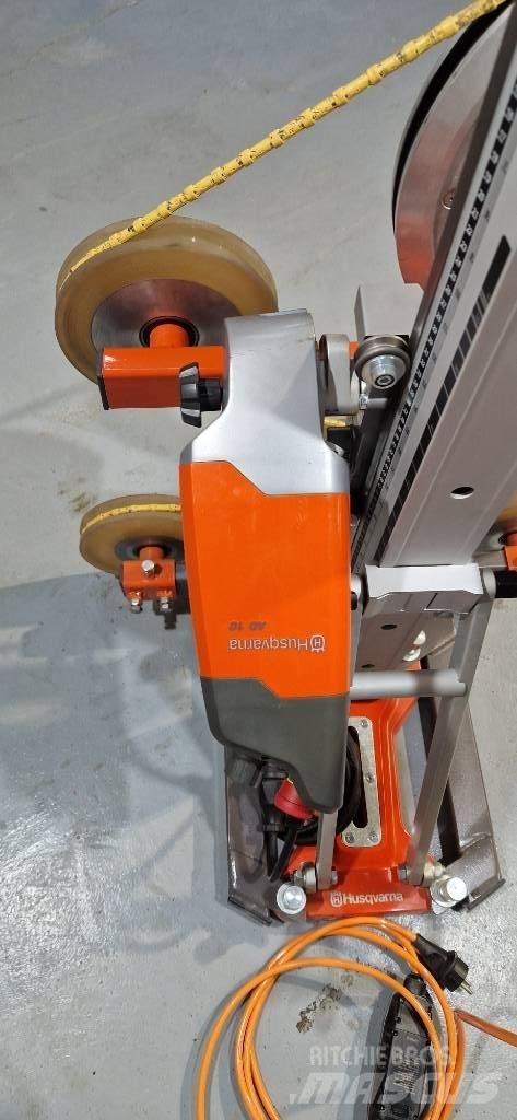 Husqvarna KS 40E Kivisahat
