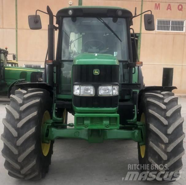 John Deere 6330 Traktorit