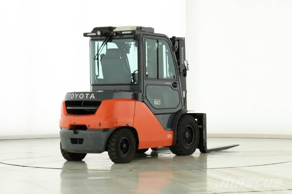 Toyota 40-8-FD-50-N Dieseltrukit