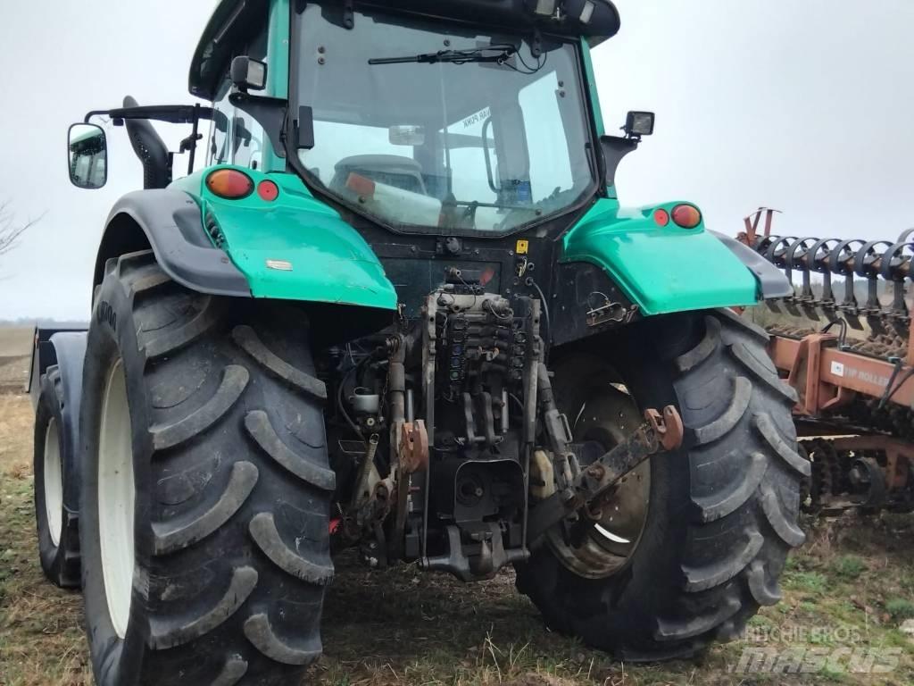 Valtra N 142 D Traktorit