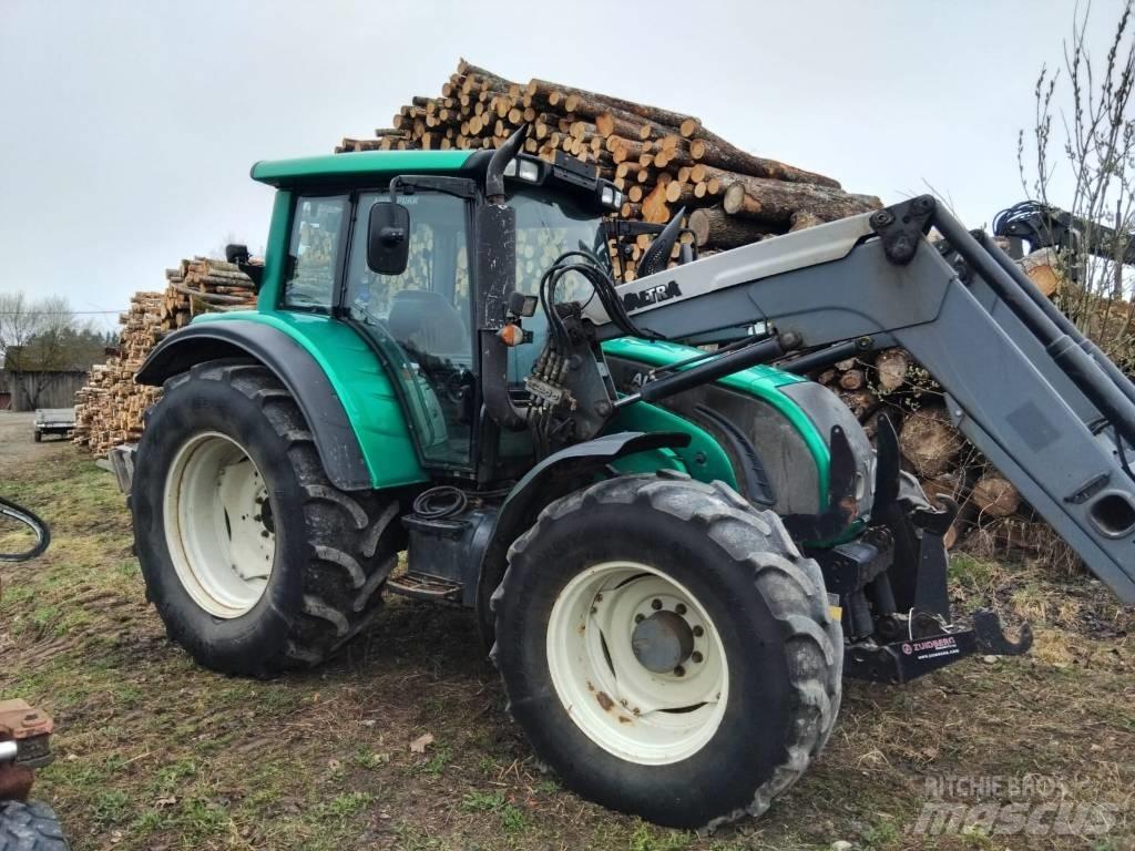 Valtra N 142 D Traktorit