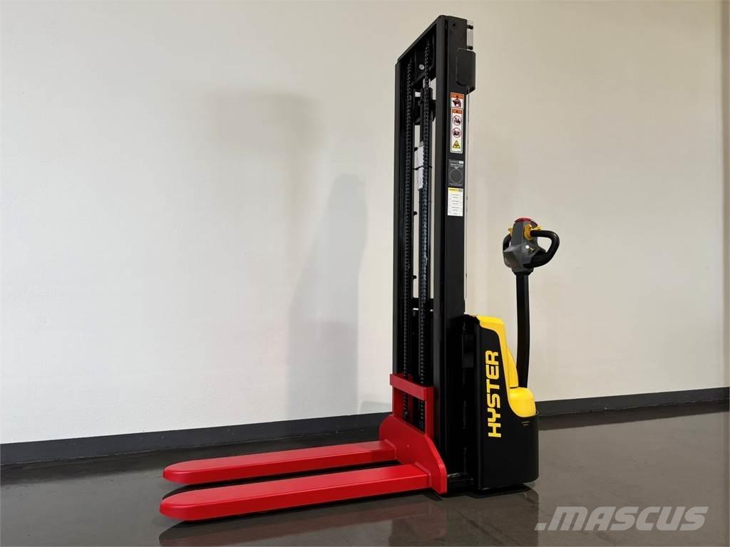 Hyster SC1.2 Ajettavat pinoamisvaunut